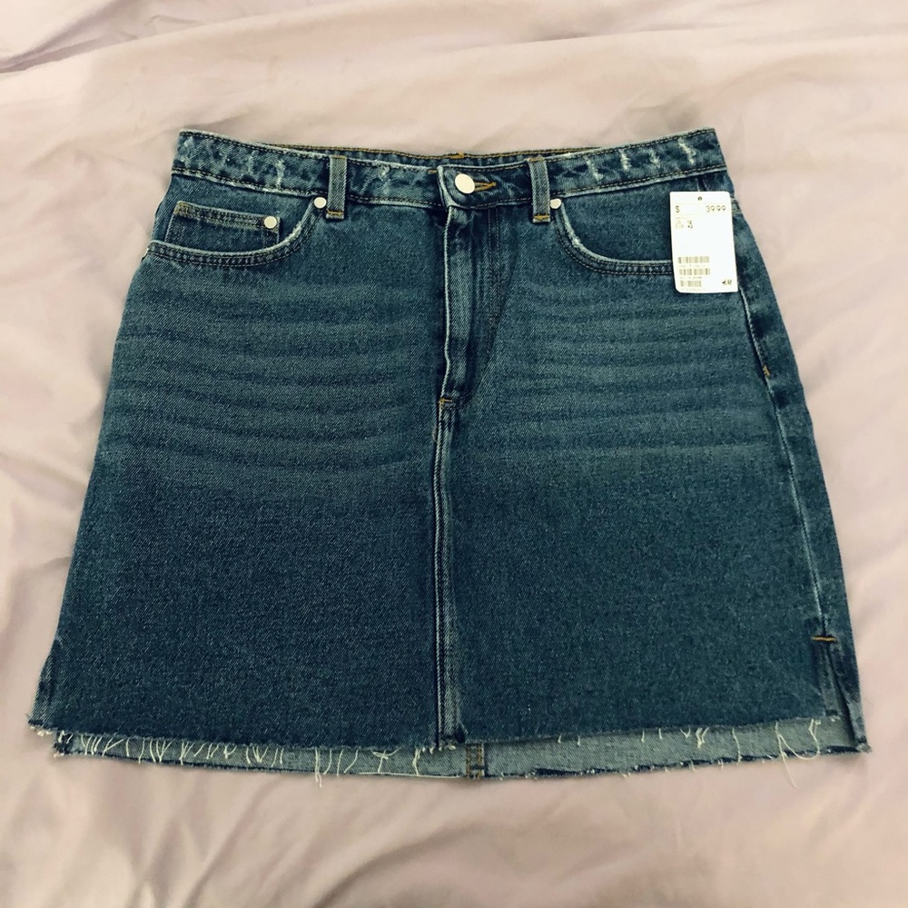 H&M Blue Denim Short Skirt US 12 NWT